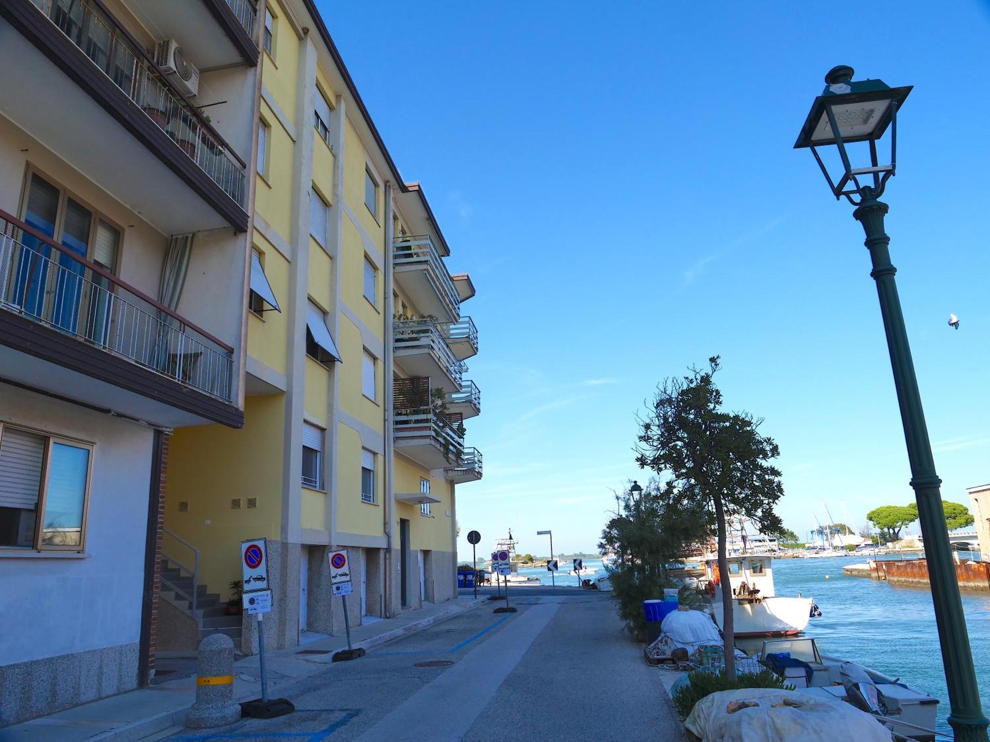 Fiore Di Mare - Delizioso Bilocale Con Posto Auto Vicino Al Porto Grado Eksteriør billede